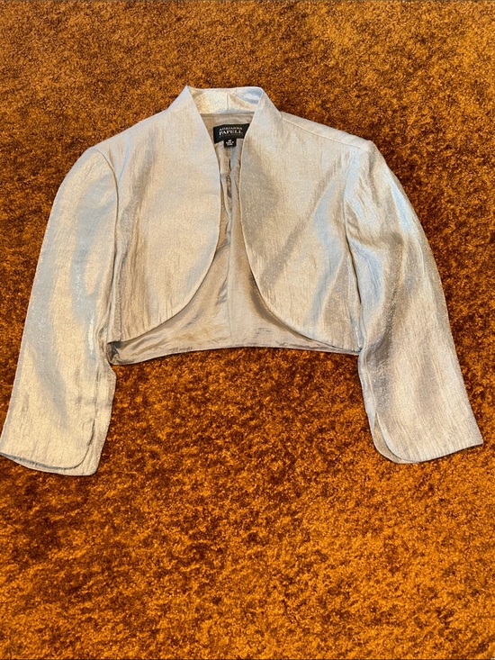 Adrianna Papell Jackets & Blazers - Adrianna Papell Silver Cropped Bolero Jacket